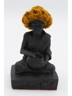 พระบูชา หลวงปู่หมุน ขนาด 1.5 นิ้ว รุ่นชนะมาร 2559 เนื้อแร่เหล็กน้ำพี้ สีดำ