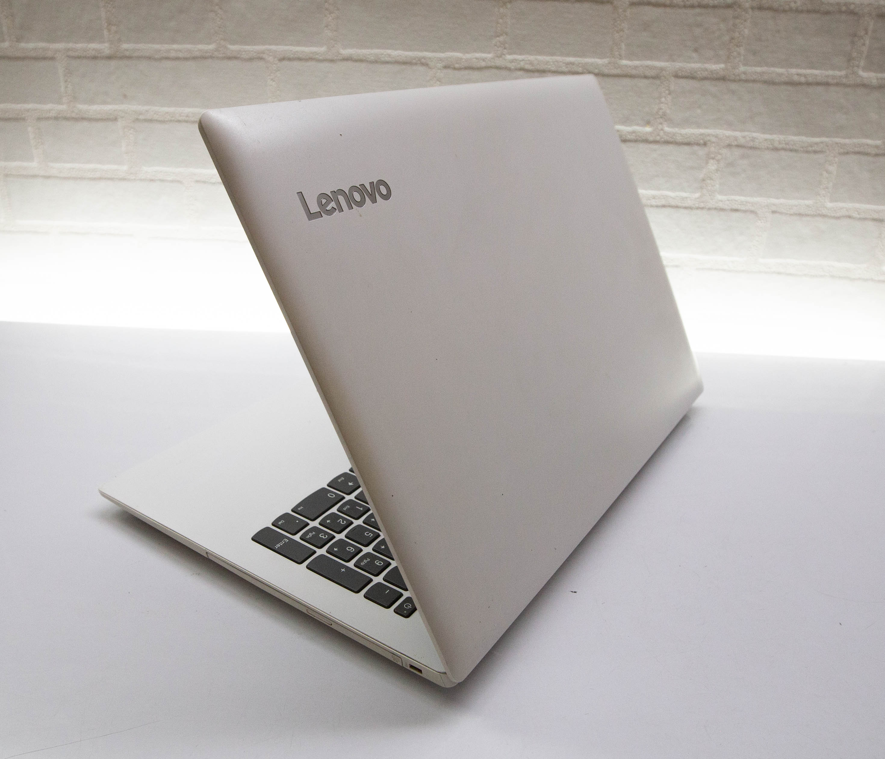 LENOVO 320-15IKB