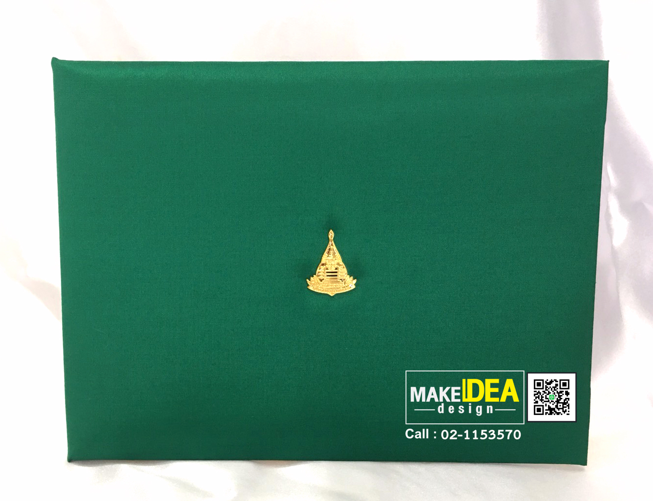 ปกผ้าไหมใส่ปริญญาบัตร (ผ้าไหมเทียม สีเขียว )