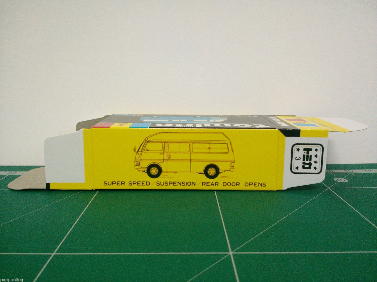กล่องพิมพ์ Reproduction Box สำหรับ Tomica Black Box No.3 Nissan Caravan Highroof Van (กล่องเปล่า, ไม่มีรถ)
