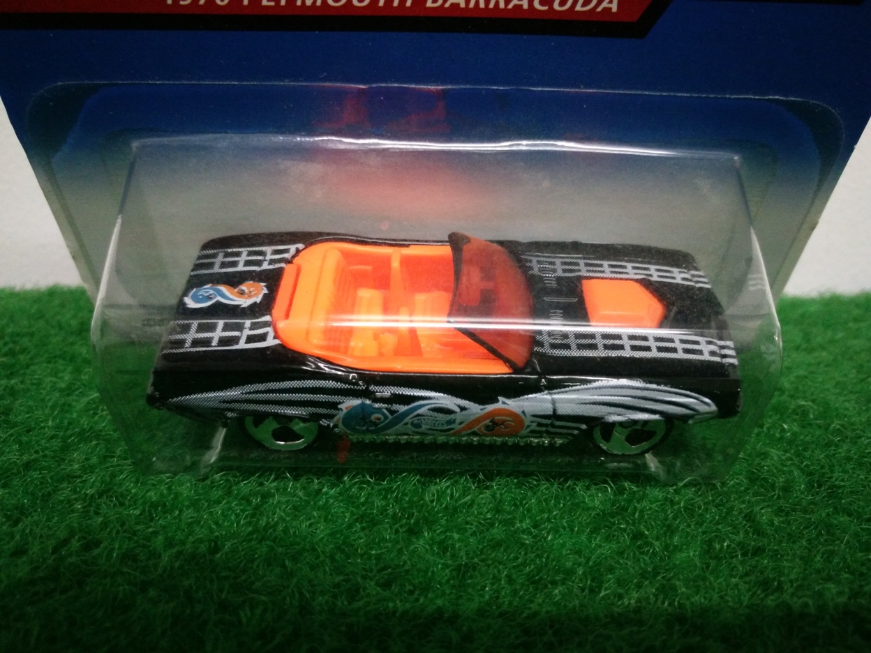 Hot Wheels 1970 Plymouth Barracuda; Artistic License Series #4 of 4