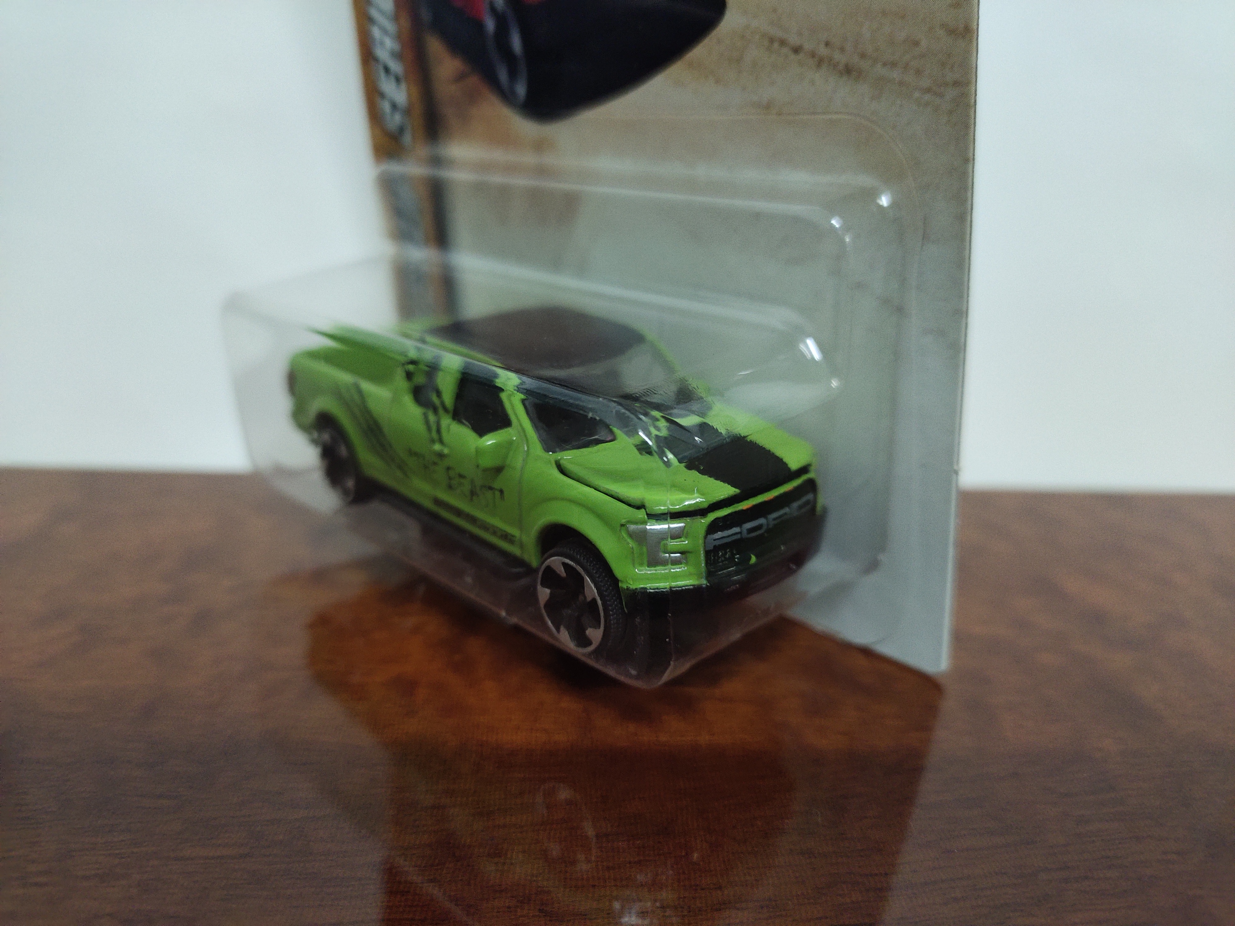Majorette Pickup Series Ford F-150 สีเขียวดำ