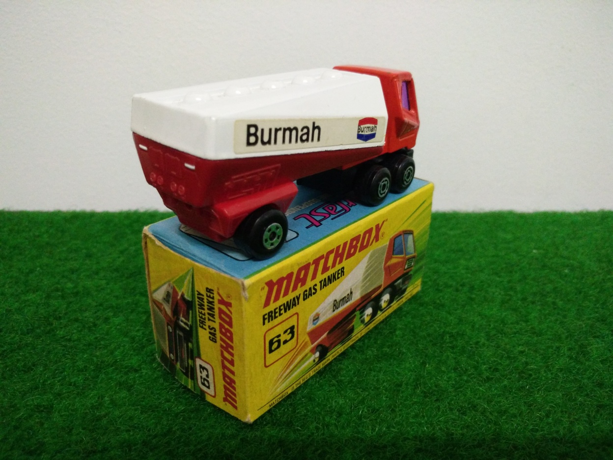 Matchbox Freeway Gas Tanker no.63, Made in England