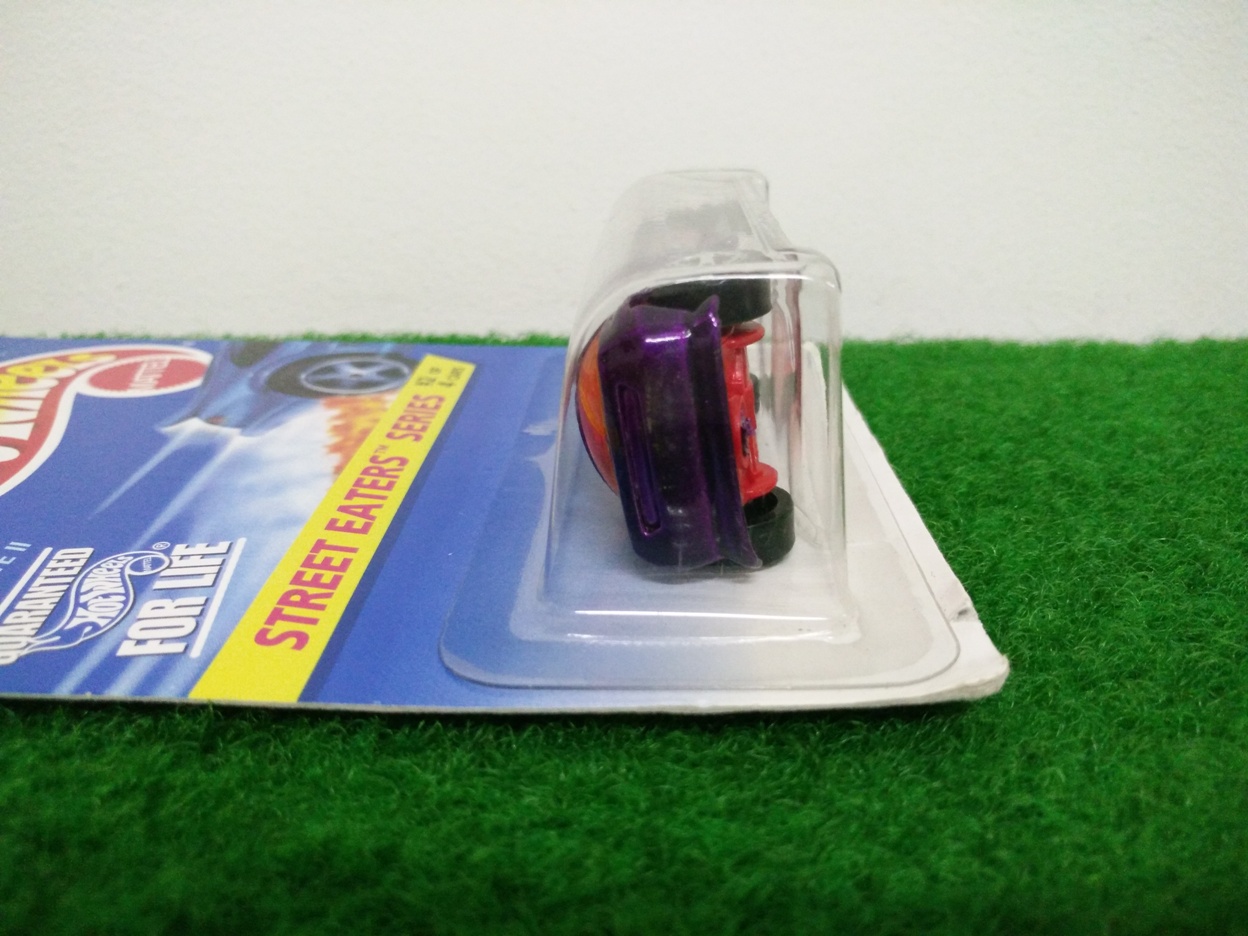 Hot Wheels Silhouette II; Street Eaters Series #2 of 4