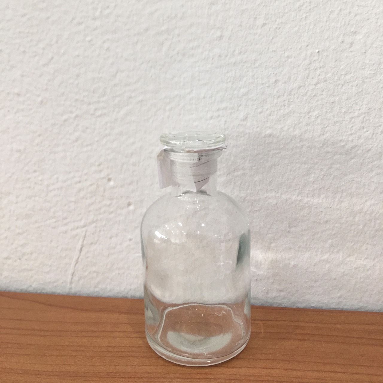 ขวดใส่สารสีใส ปากแคบ จุกแก้ว 125 ml Reagent bottle clear