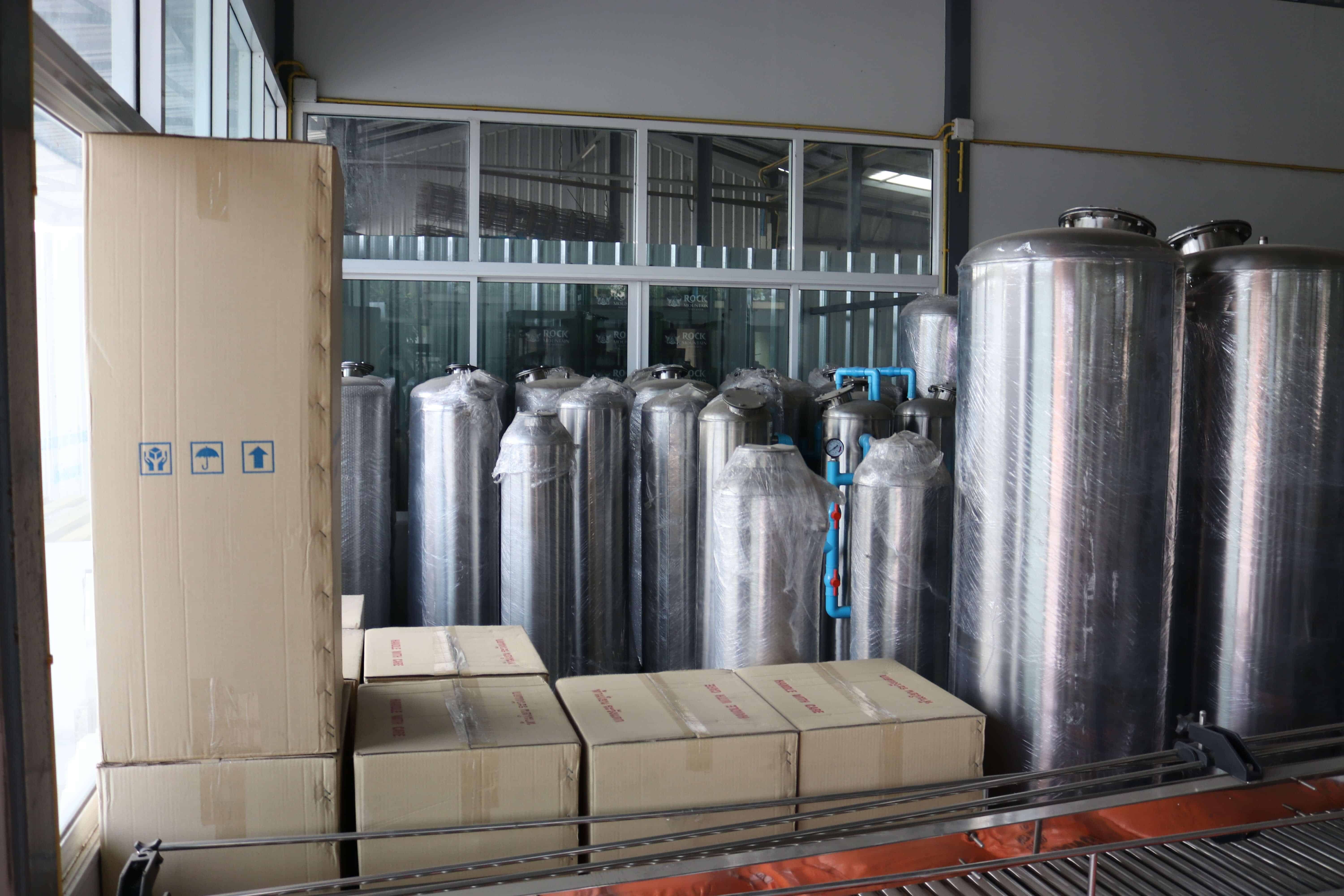 ถังกรองสแตนเลส24นิ้วสูง150ซม.หนา4มม