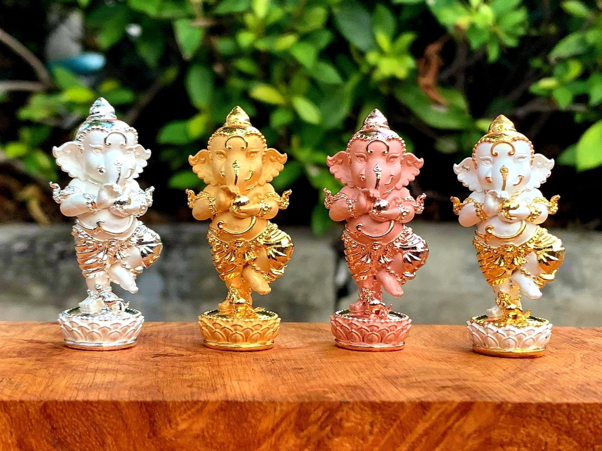 คเณศวร์น้อยร้อยล้าน