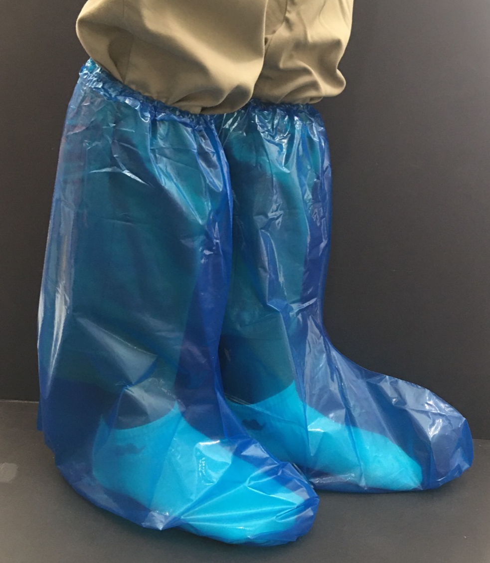 ถุงคลุมเท้าพลาสติกสีฟ้า Boot Cover CPE Blue เกรดการแพทย์ (1 ลัง 250 คู่)