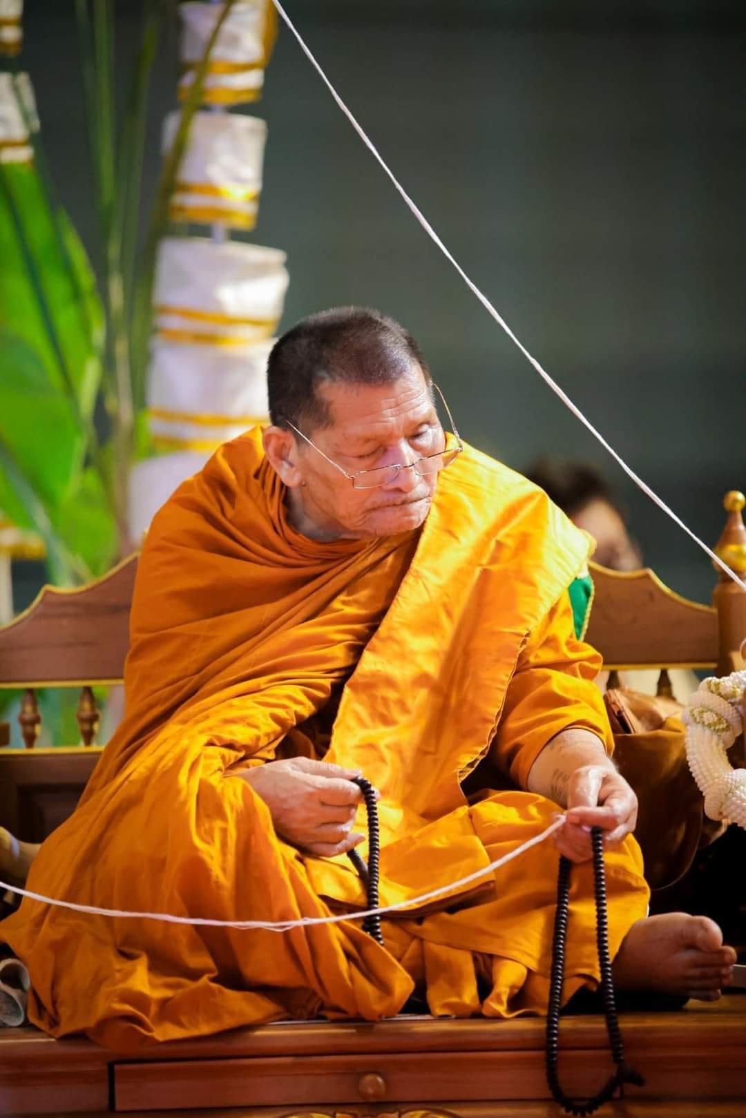 เหรียญกันชง8ทิศ เหรียญคำพร รวย ล้าน หลวงปู่มหศิลา เสกพร้อมเหนือดวง 2 เหรียญที่ระลึก พรมงคล พร้อมส่ง