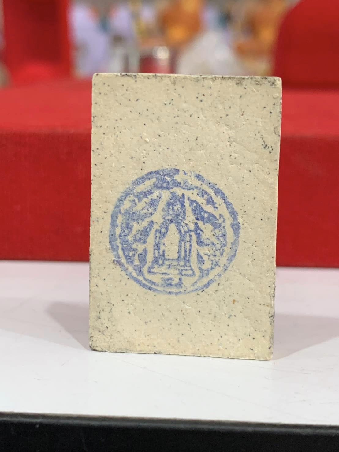 พระสมเด็จวัดระฆัง รุ่นแตกลายงา ปี 2556(1ลัง มี100 องค์) พร้อมส่ง