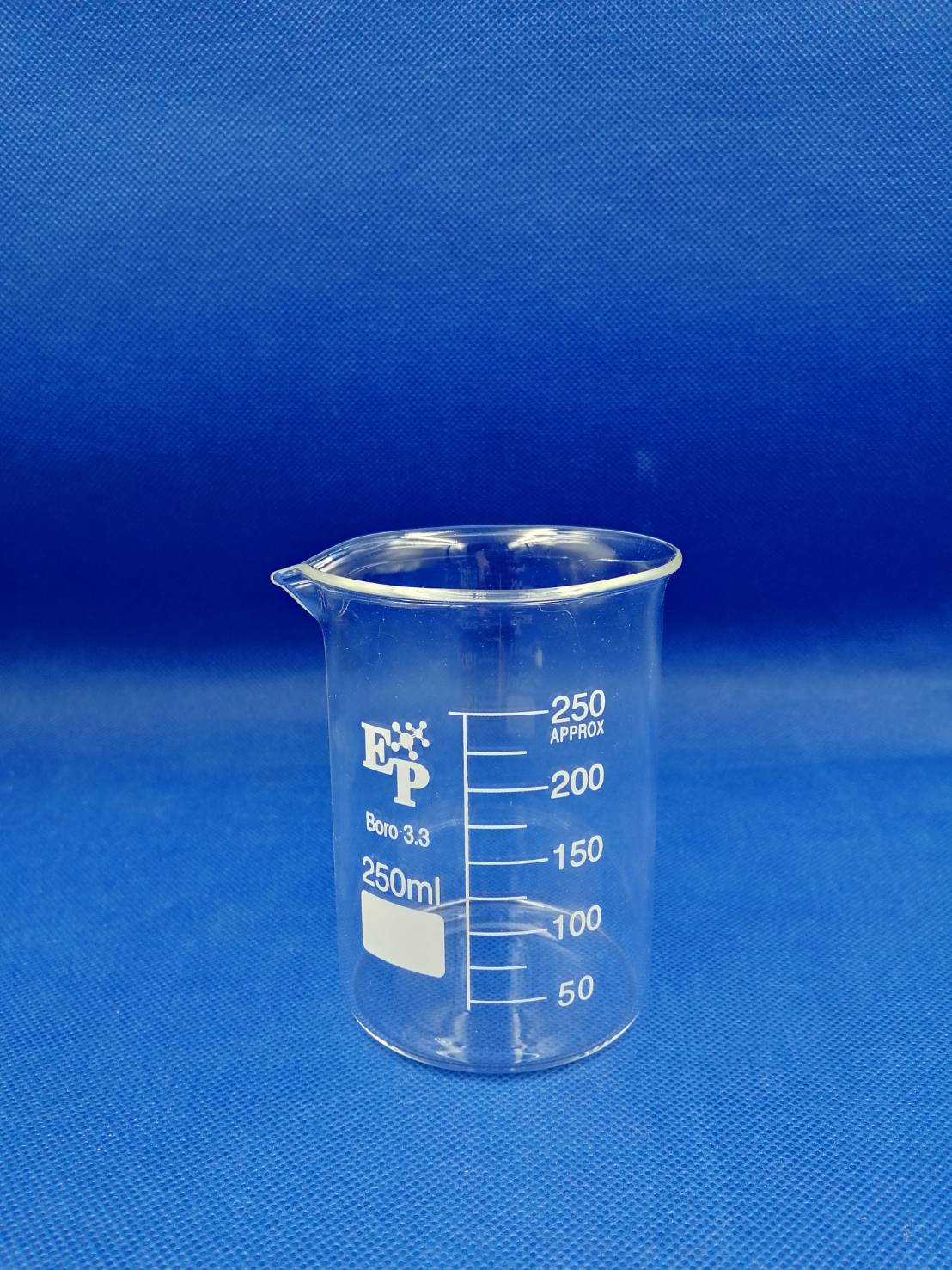 บีกเกอร์แก้วทนร้อน 250 ml Beaker "EP" จีน