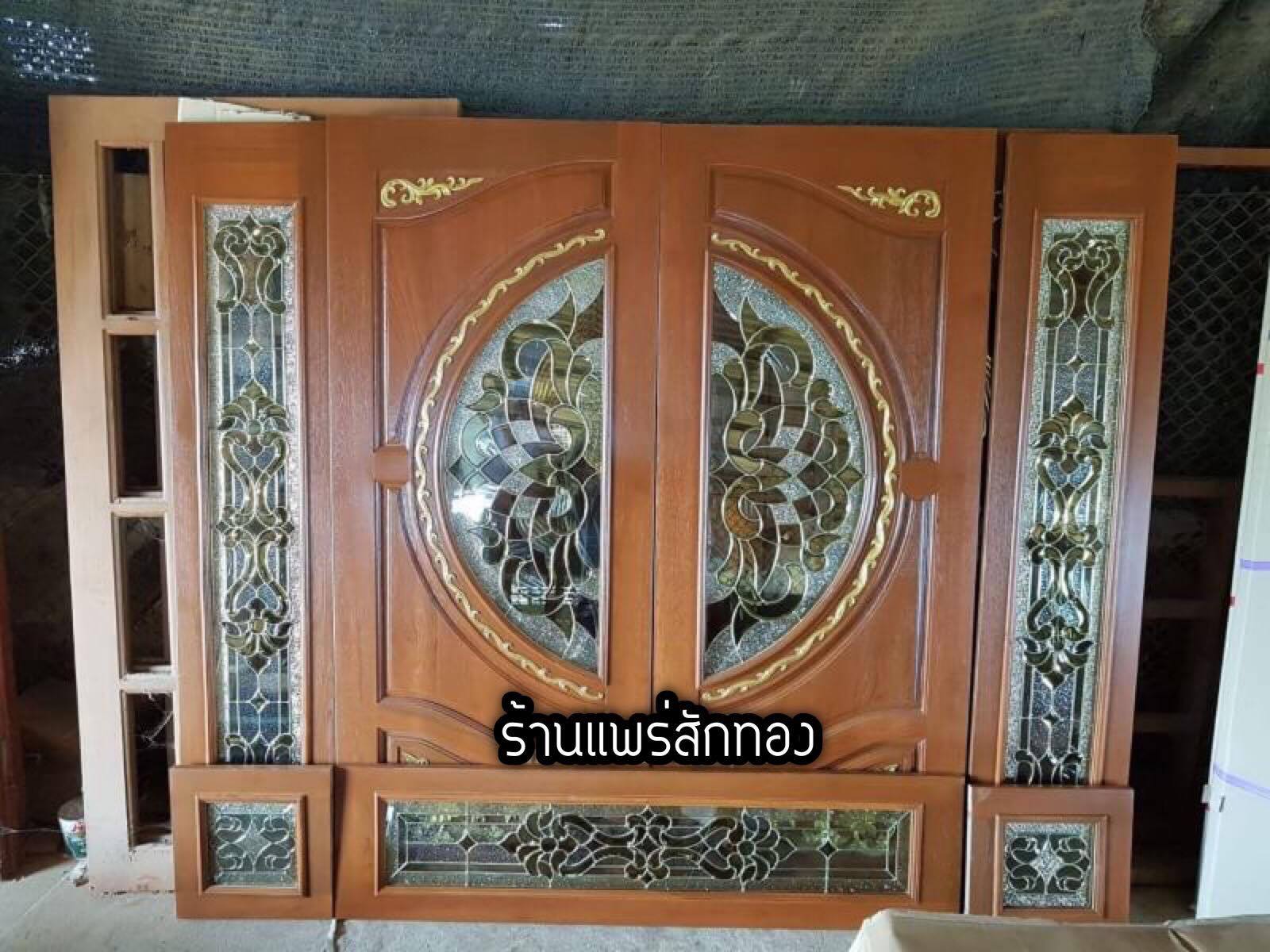 ประตูไม้สักกระจกนิรภัยบานเลื่อนบานประตูไม้สักปิด เปิด