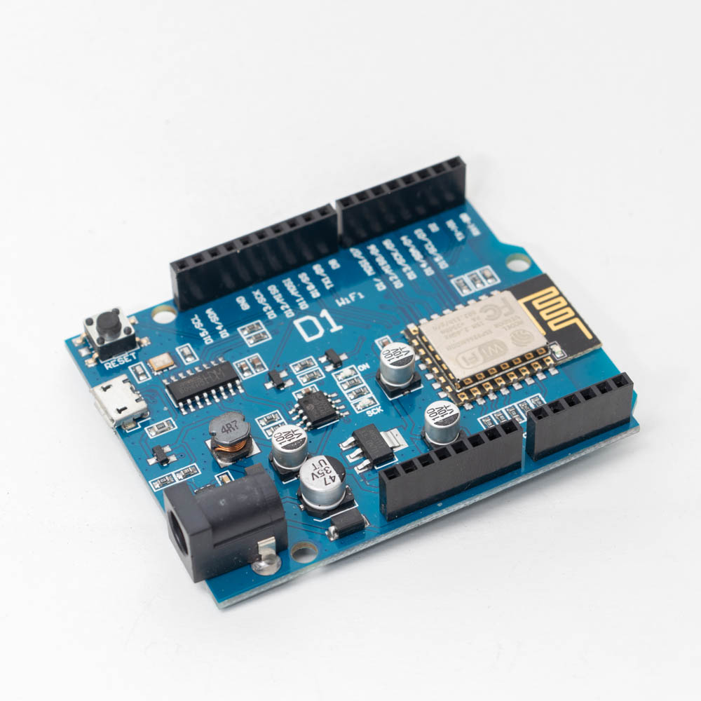 WEMOS D1 WiFi UNO ESP8266 ESP-12E