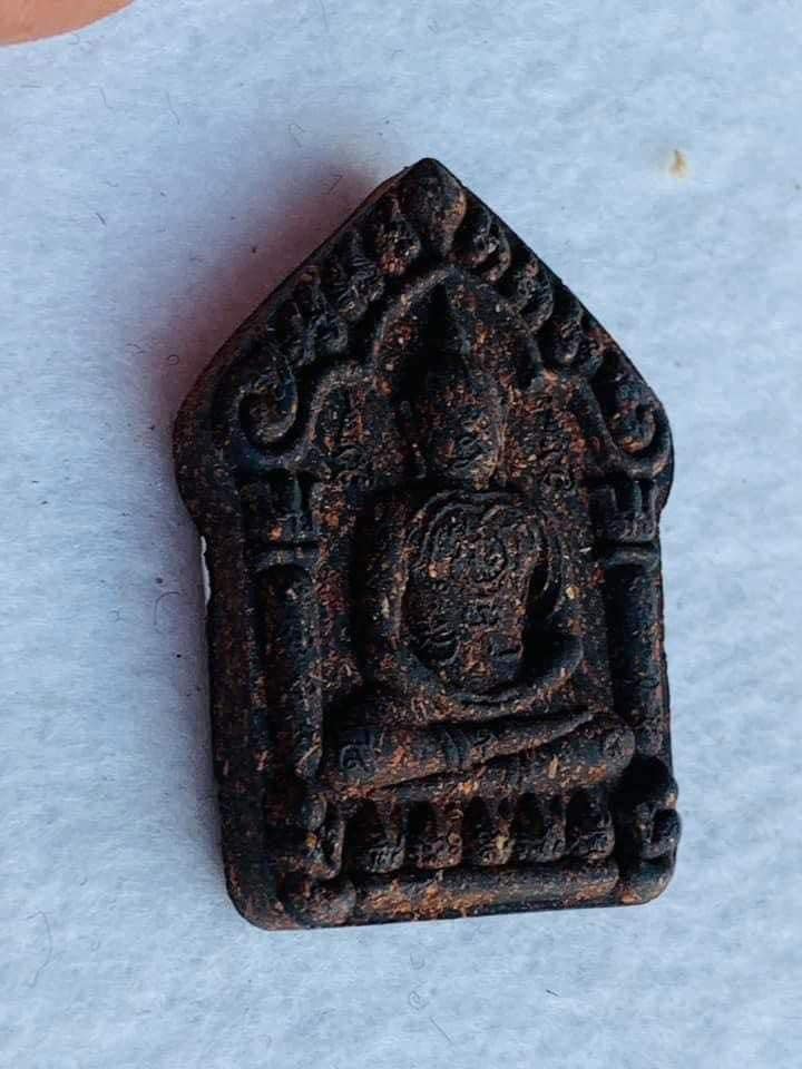 พระผงขุนแผน รุ่น รวยแสนล้าน 168 หลวงปู่อิ่มวัดทุ่งนาใหม่ ยกลัง (พร้อมส่ง)