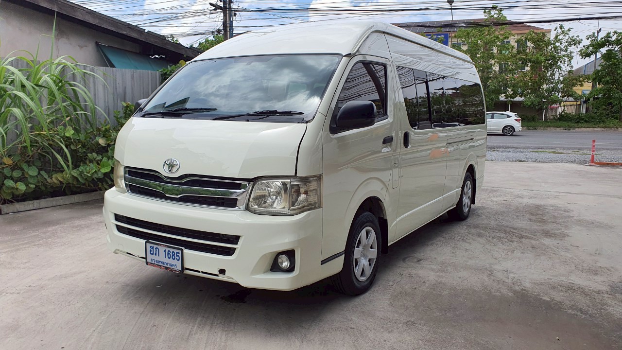 TOYOTA COMMUTER 2.7 CNG M/T 2012