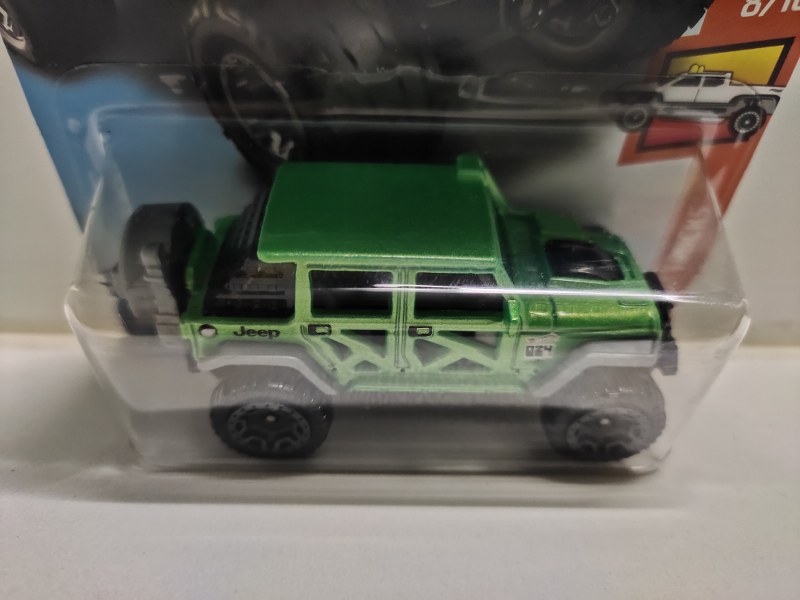 Hot Wheels HW Hot Trucks: '17 Jeep Wrangler # 8/10