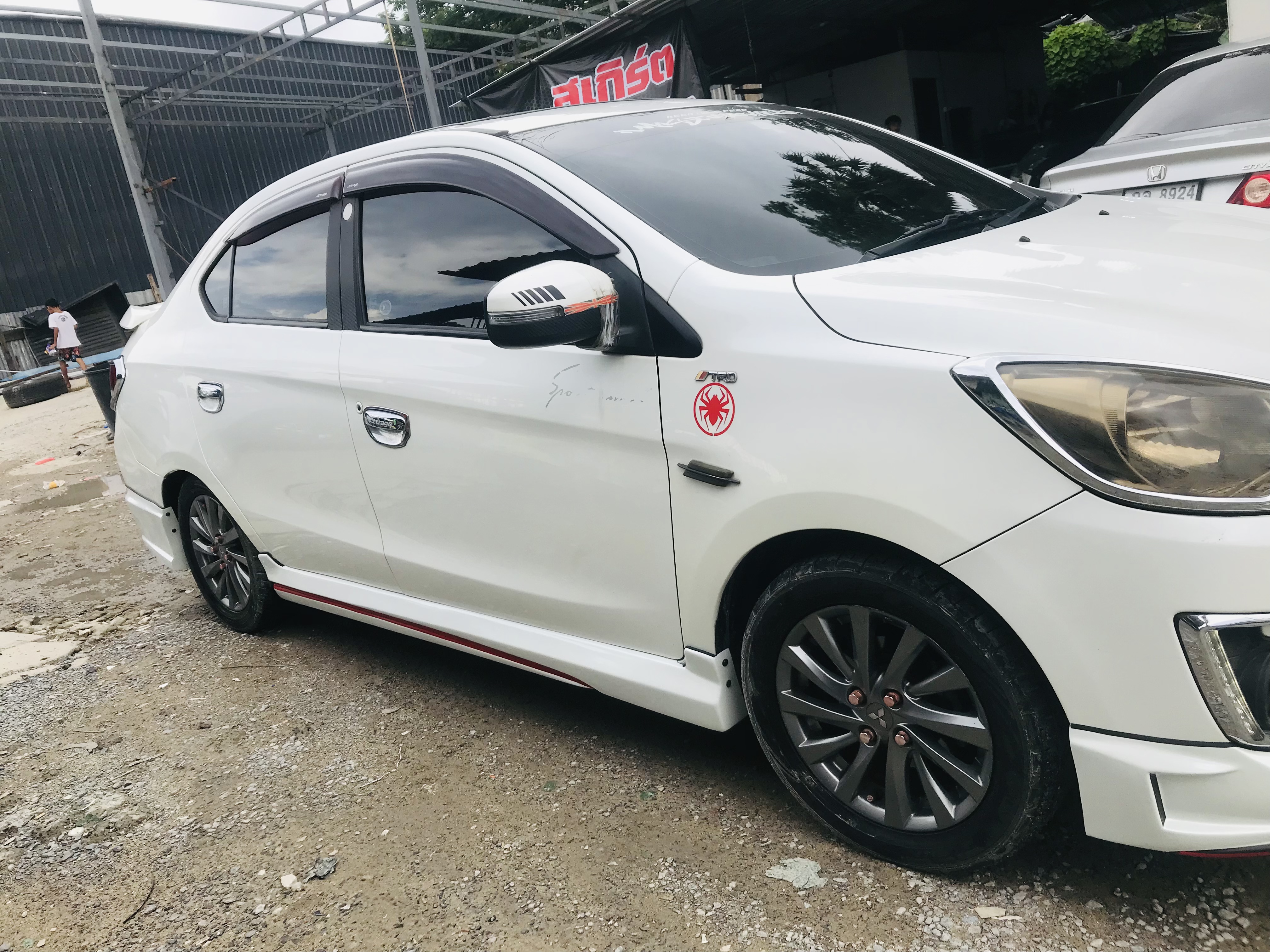 ชุดแต่งรอบคัน Attrage 2012-2018