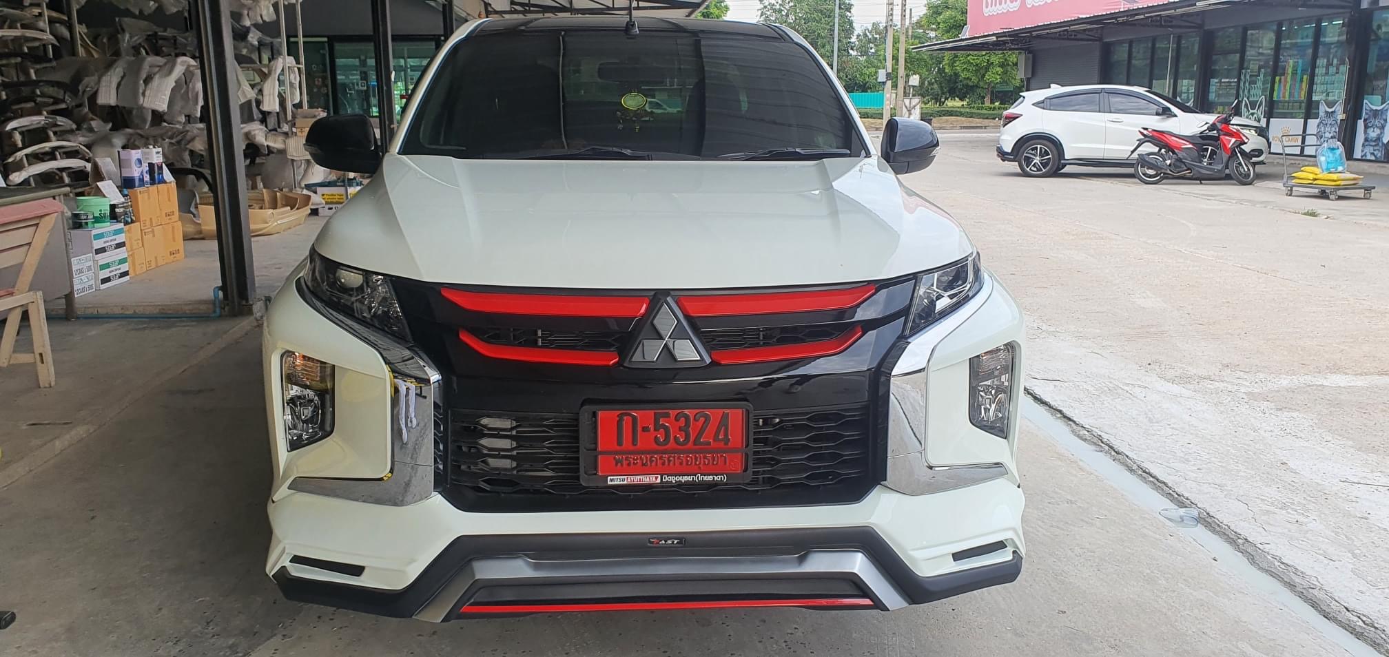 ชุดแต่งรอบคัน Triton 2020