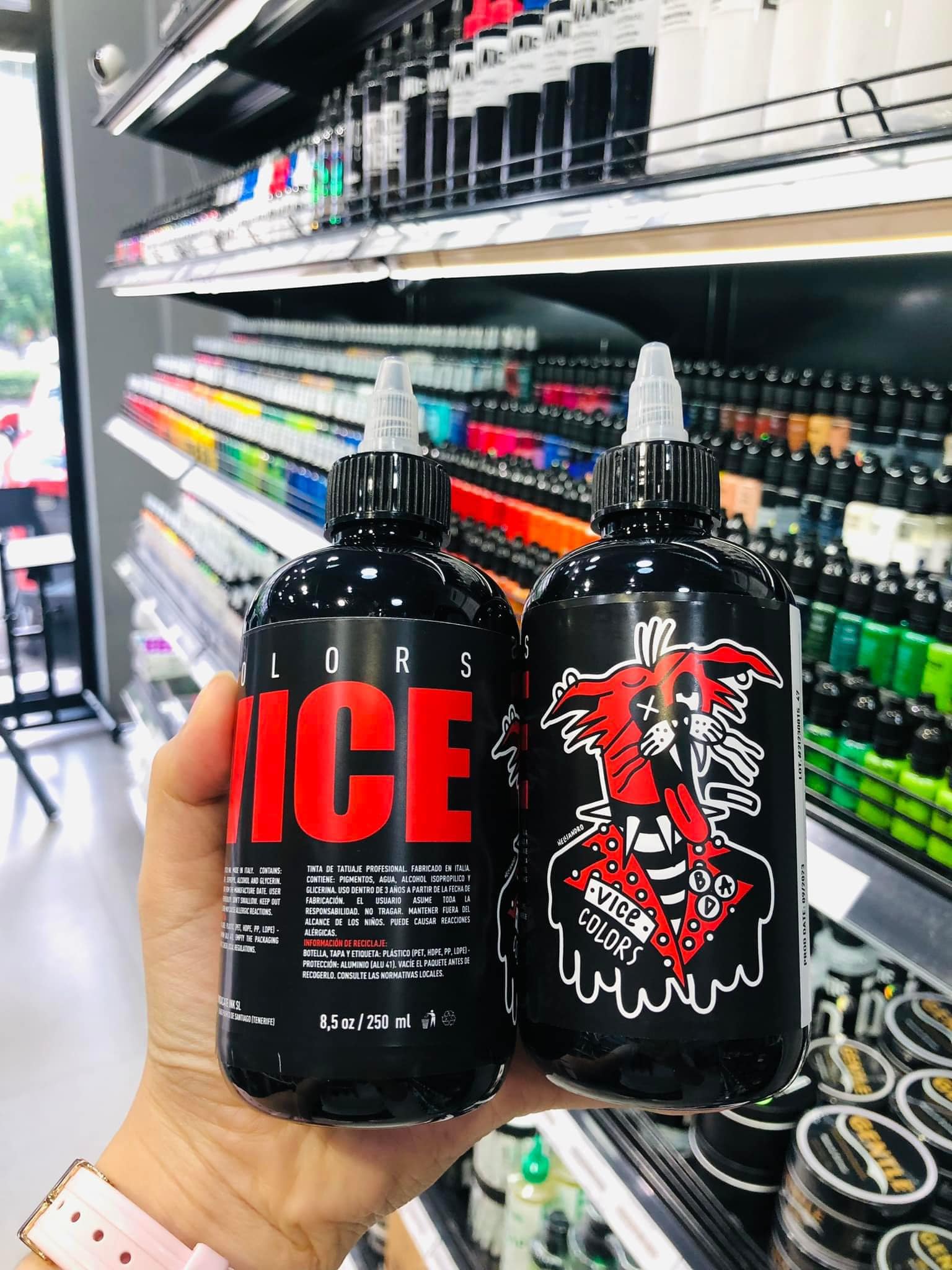 Vicious Black Color Ink Tattoo 250ml ขนาด 8.5oz Vicious Black Color Ink Tattoo 250ml ขนาด 8.5oz