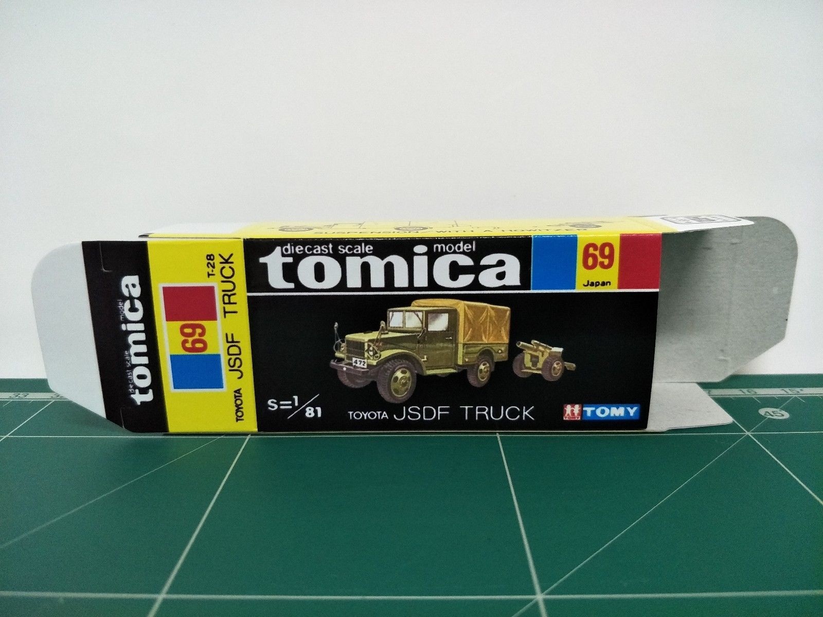 กล่องพิมพ์ Reproduction Box สำหรับ Tomica Black Box No.69 Toyota JSDF Truck (กล่องเปล่า, ไม่มีรถ)