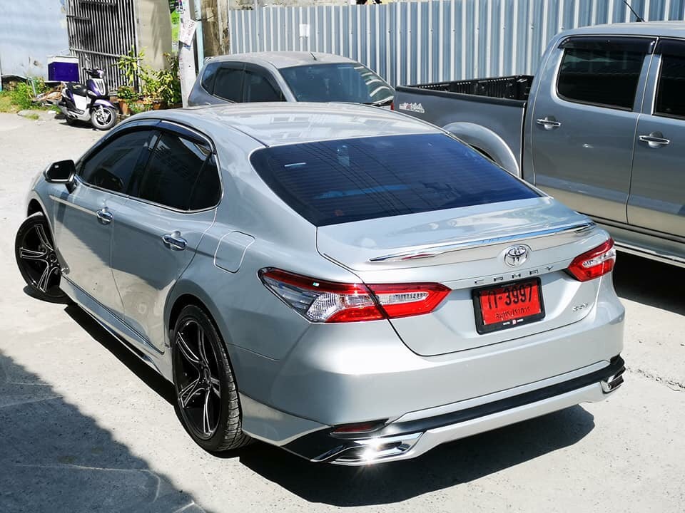 ชุดแต่งรอบคัน Camry 2018