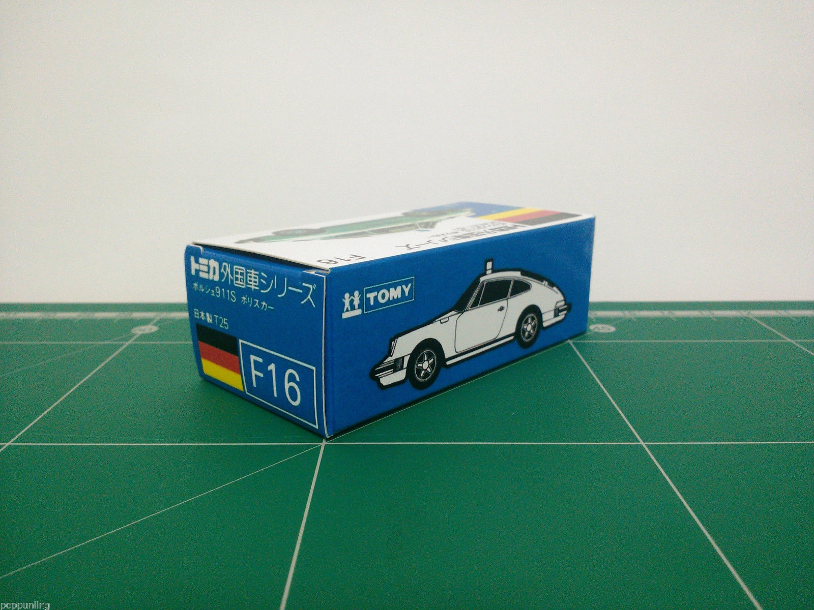 กล่องพิมพ์ Reproduction Box สำหรับ Tomica Blue Box No.F16 Porsche 911S Police Car (กล่องเปล่า, ไม่มีรถ)