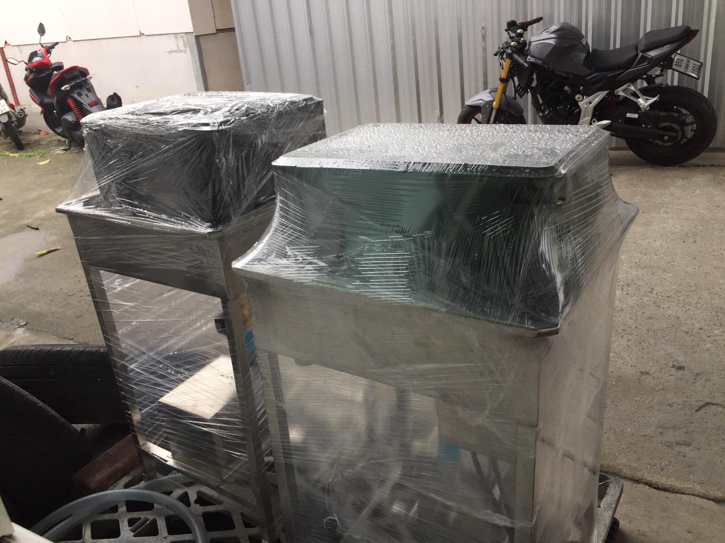 เครื่องล้างขวด24หัว(มีปั๊ม)