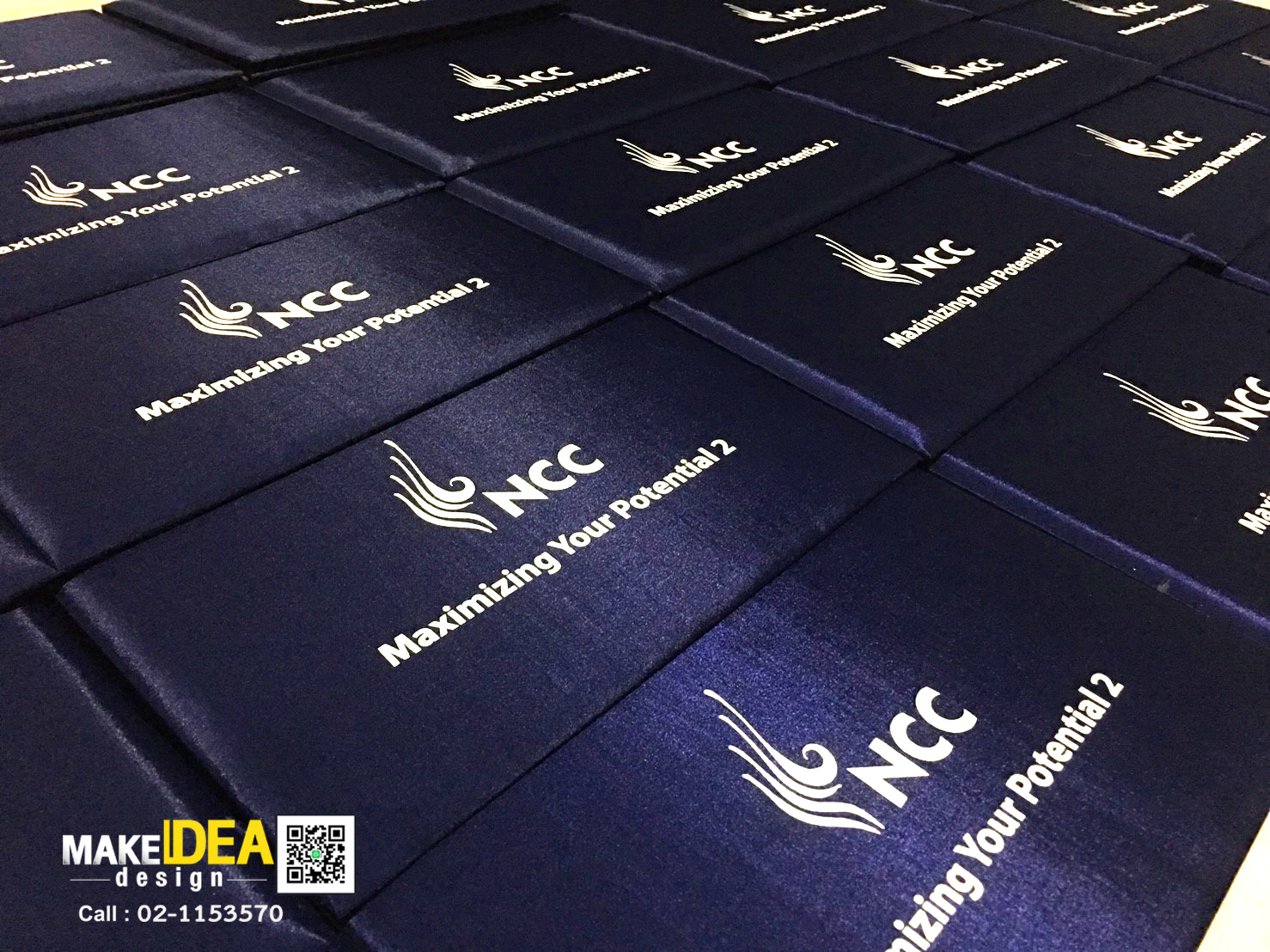 ปกผ้าไหมใส่เใบประกาศ ขนาด A4 แนวนอน