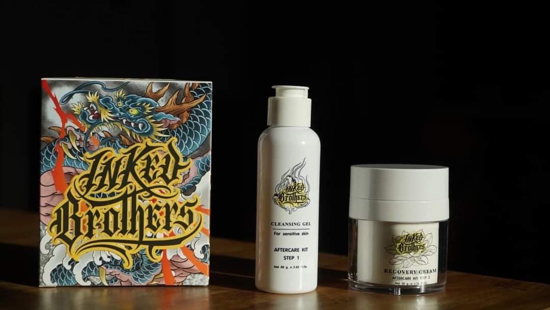 Inked Brothers After Care Cream and Cleaning Gel สบู่และครีมสำหรับรอยสัก Inked Brothers After Care Cream and Cleaning Gel สบู่และครีมสำหรับรอยสัก มาในกล่องแพ๊คคู่ จบในกล่องเดียว