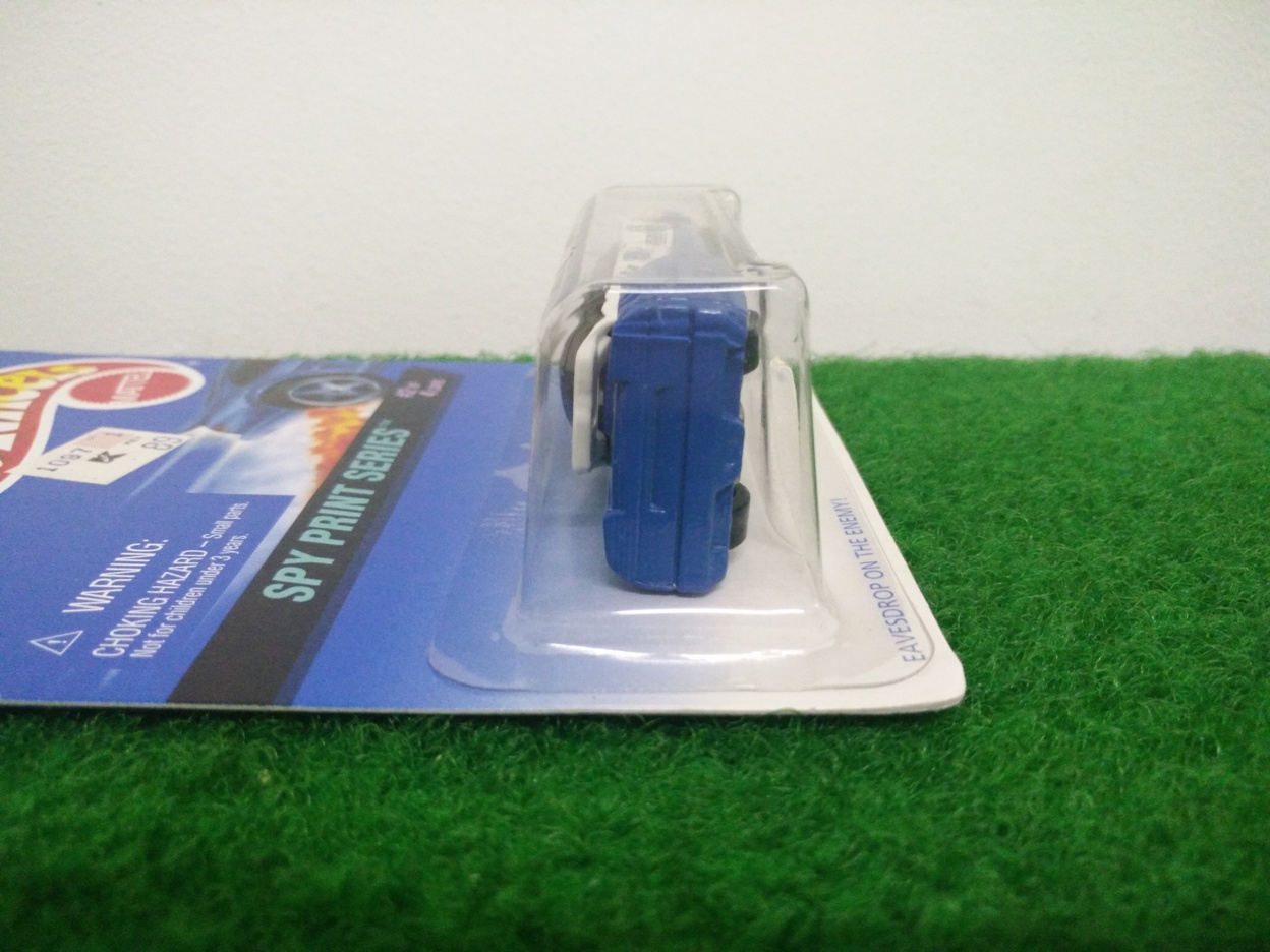 Hot Wheels Alien; Spy Print Series #2 of 4