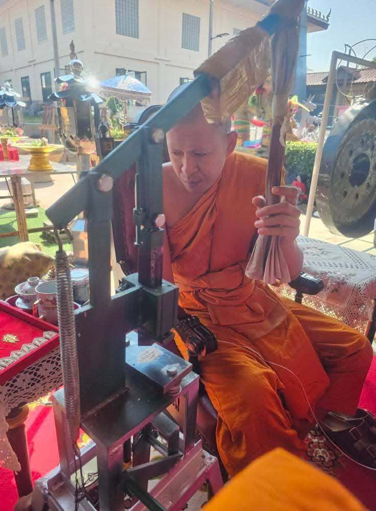 ปิดจองลังนำฤกษ์ พระขุนแผนผงพรายกุมาร รุ่นแรก พระอาจารย์อดิเรก ปลุกเสก 5/04/68