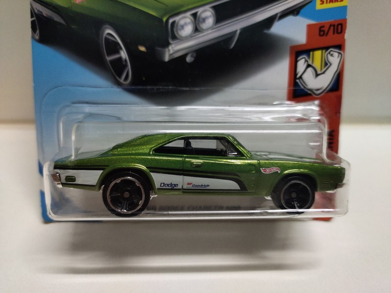 Hot Wheels Muscle Mania: '69 Dooge Charger 500 # 6/10