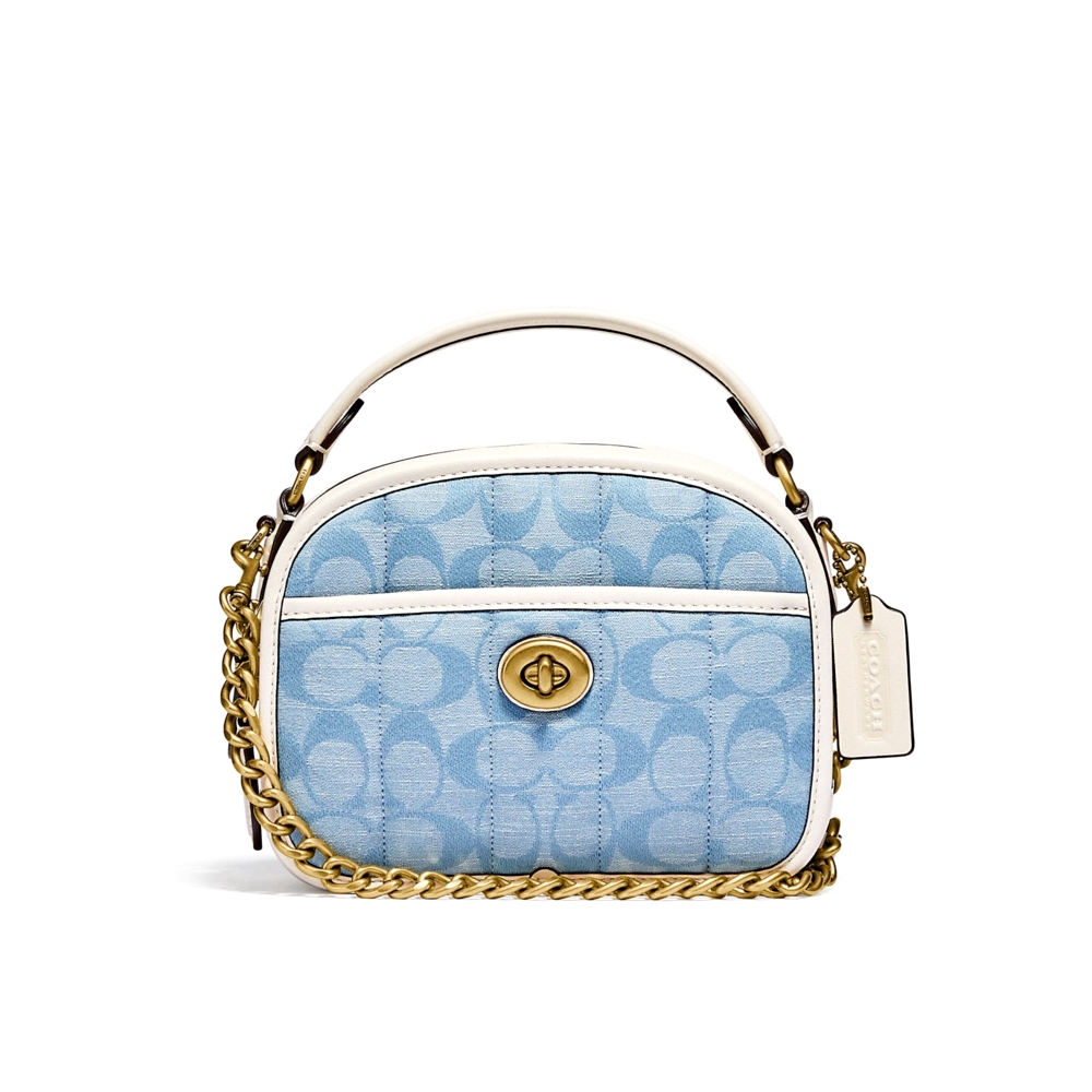กระเป๋าสะพายข้าง COACH C4688 LUNCHBOX TOP HANDLE IN SIGNATURE CHAMBRAY WITH QUILTING(B4SUX)[C4688B4SUX]