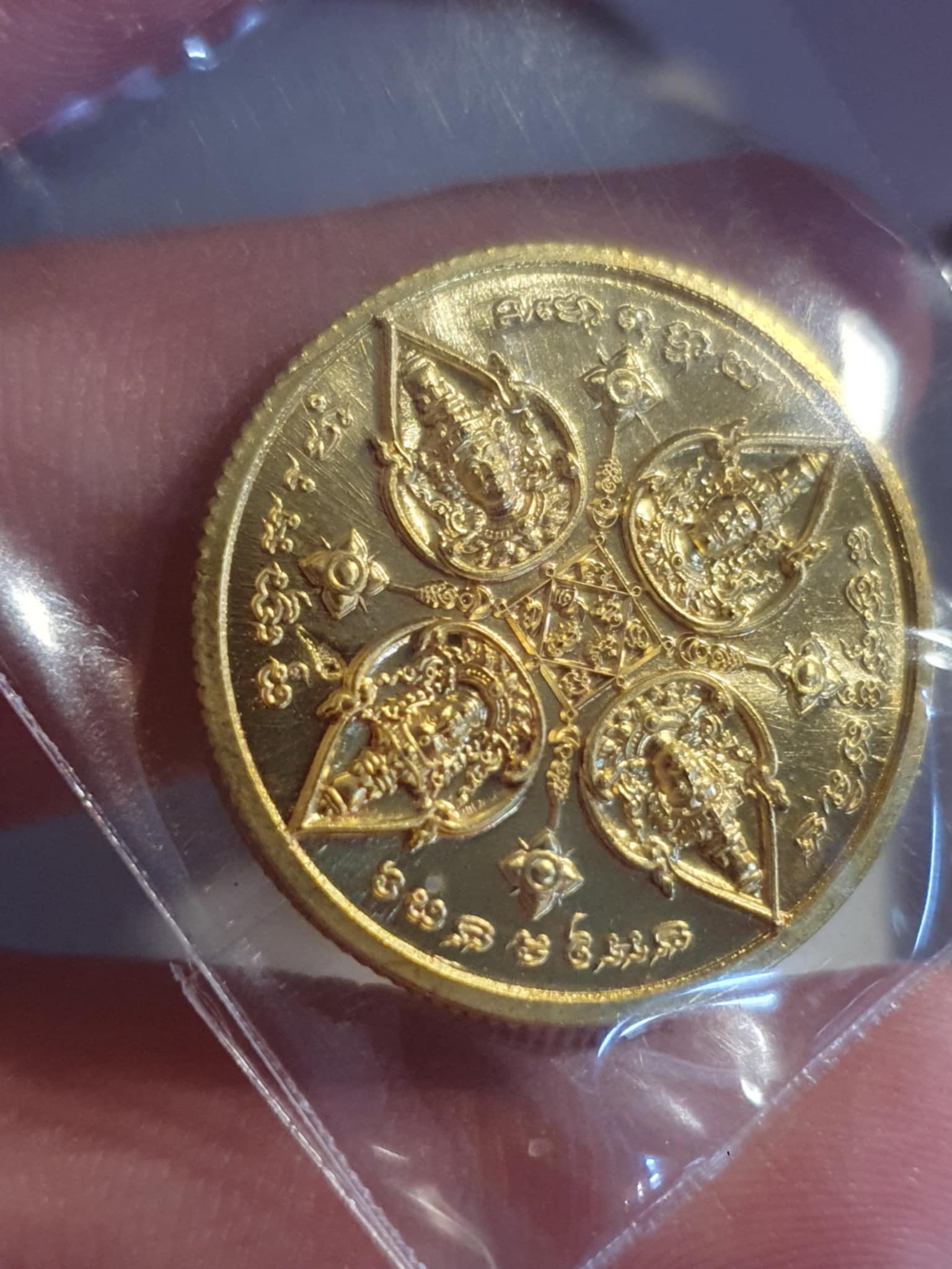 พรพระพรหม168 วัตถุมงคล เนื้อทองแดง/ทองทิพย์ พิมพ์ กลม/ใข่(มีพร้อมส่ง)