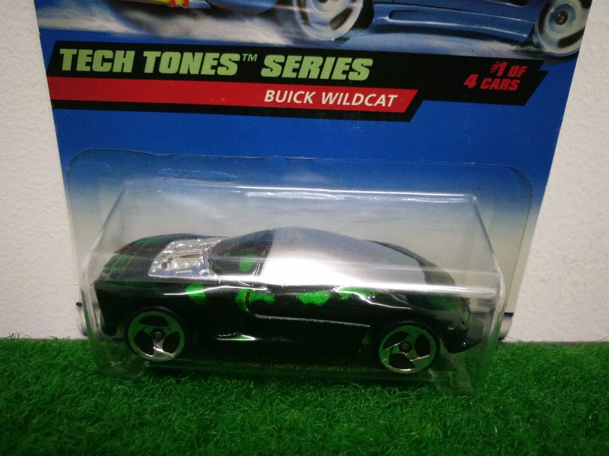 Hot Wheels Buick Wildcat; Tech Tones Series #1 of 4 ปี 1997
