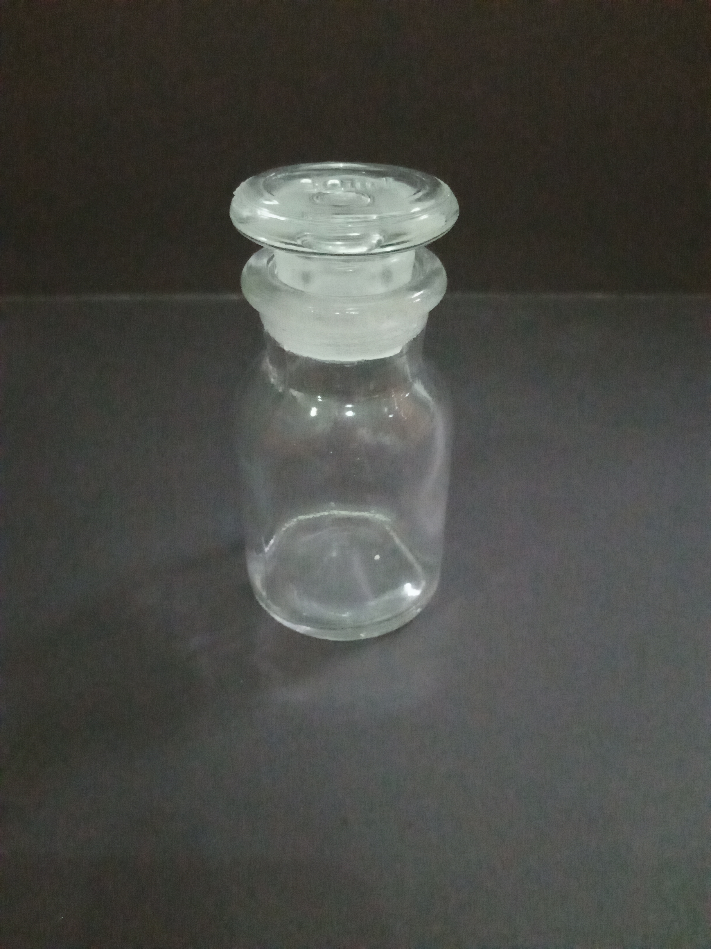 ขวดใส่สารสีใส ปากกว้าง จุกแก้ว 30 ml Reagent bottle clear