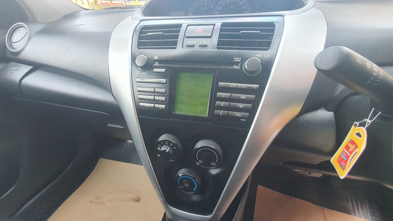 TOYOTA VIOS 1.5 ES A/T 2010