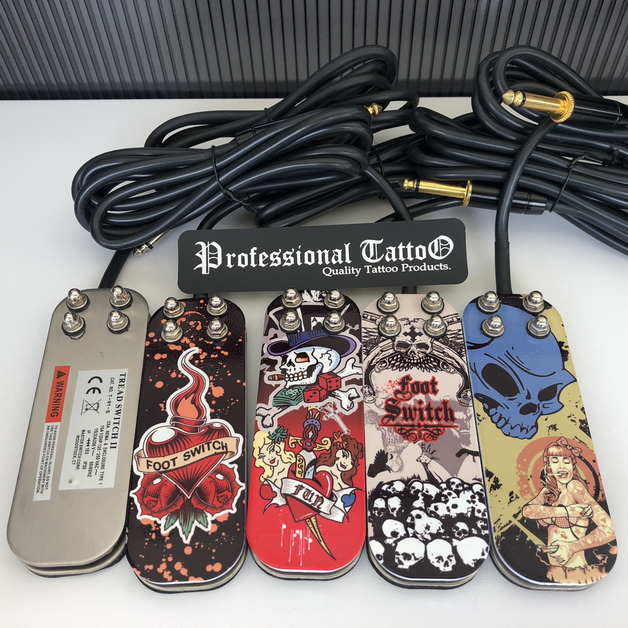 ฟุตสวิทช์แบนมีลาย Foot Switch สวิทช์เท้าเหยียบ
