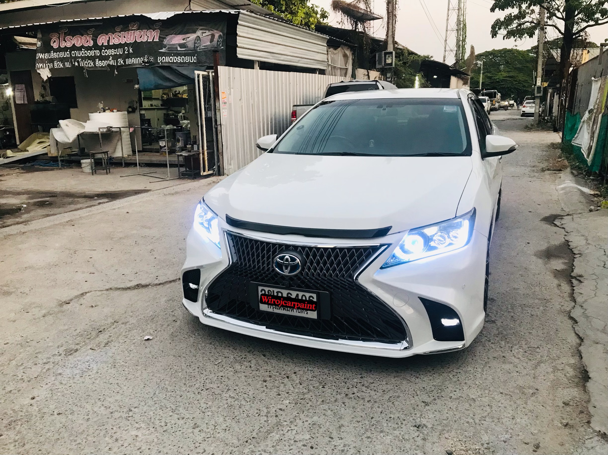ขุดแต่ง Camry 2012 หน้า Lexus 2019