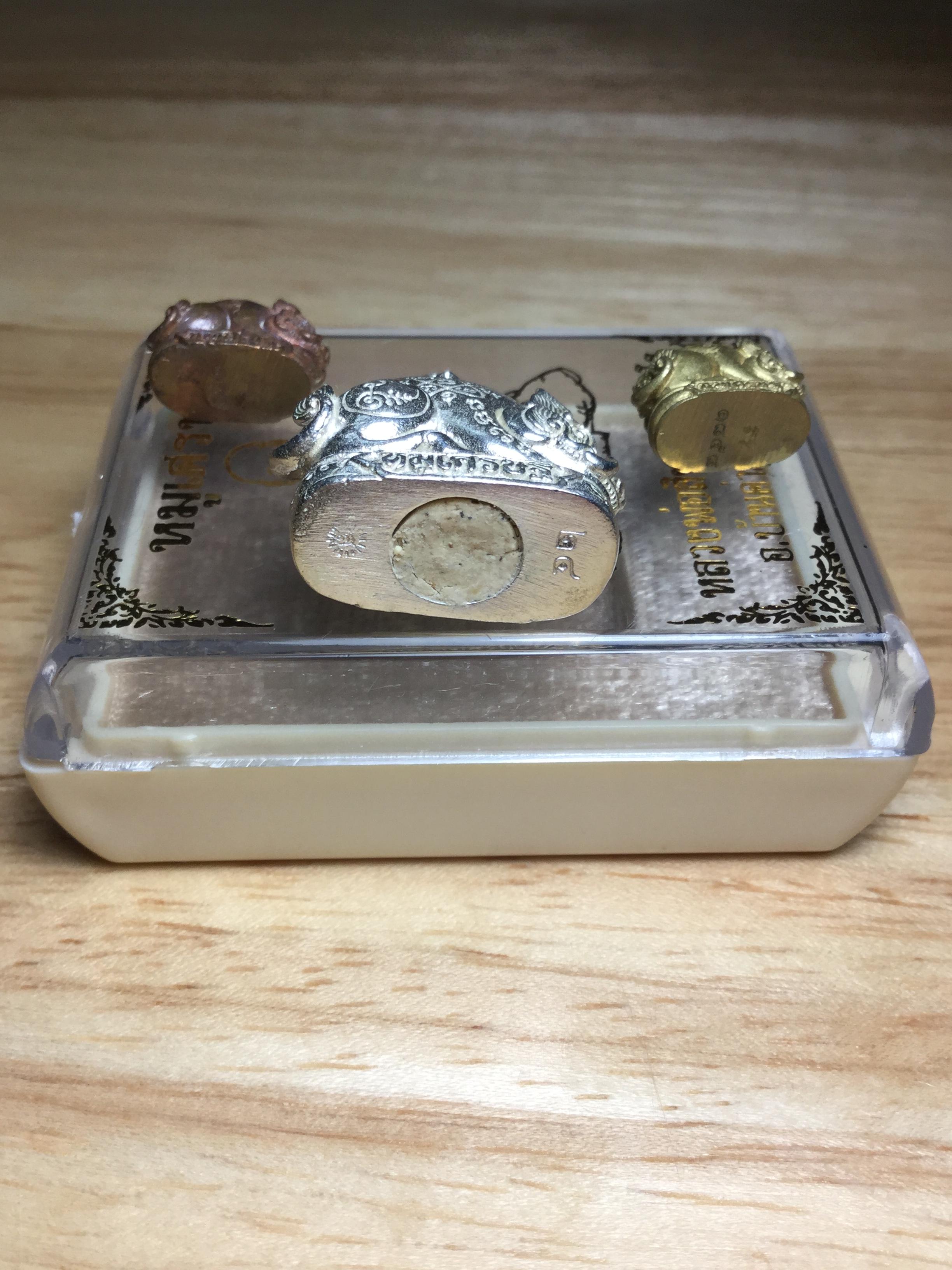 หมูเศรษฐี ปี62 เนื้อมหาชนวน พิมพ์เล็ก หลวงพ่อสิน วัดระหารใหญ่