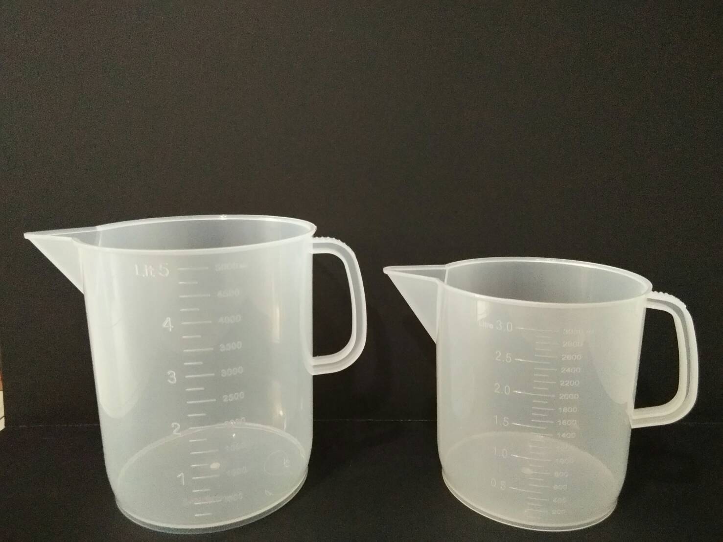 บีกเกอร์มีหูจับ 3000 ml "Polylab" Measuring Jug