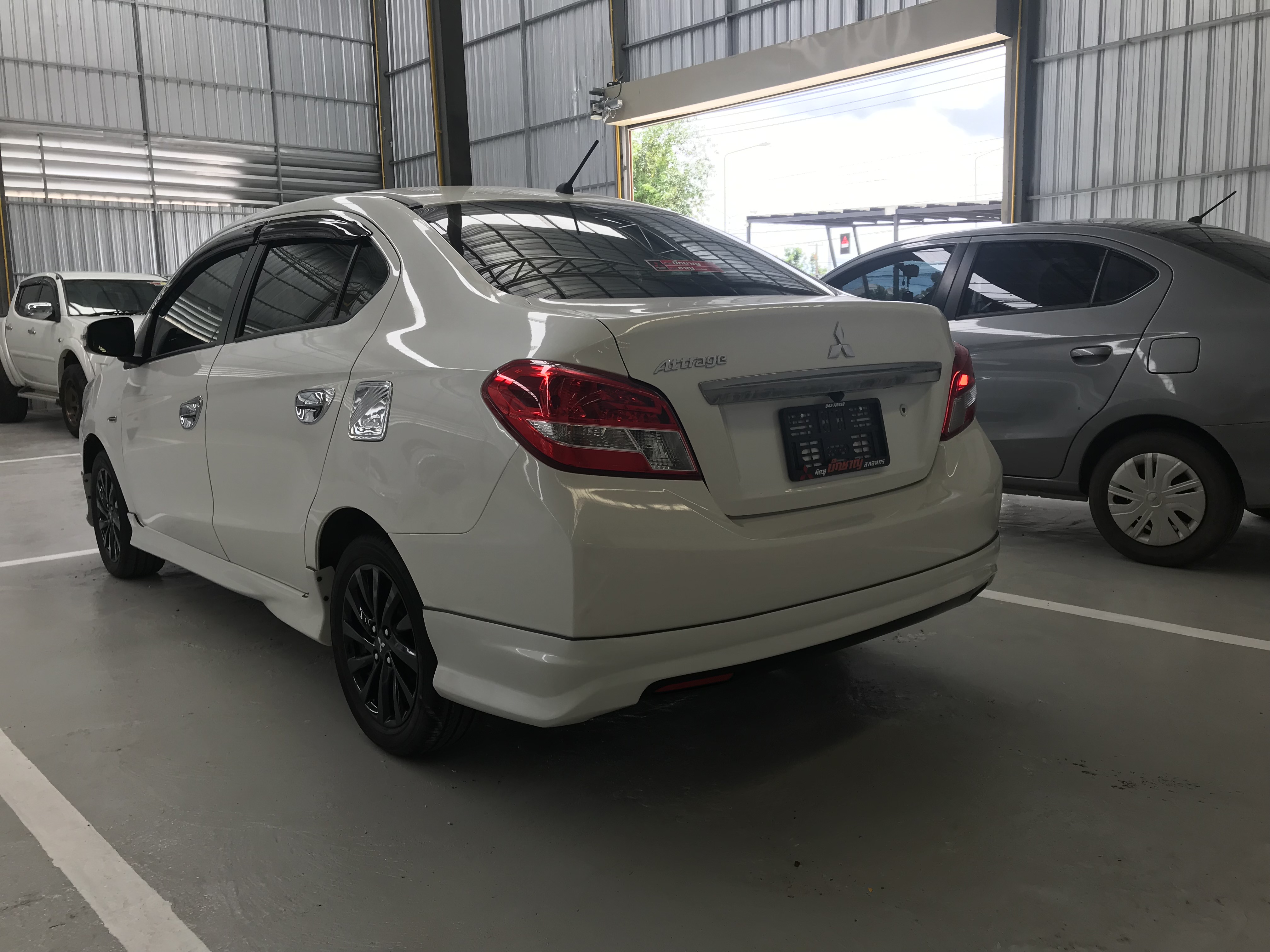 ชุดแต่งรอบคัน Mitsubishi - Attrage 2019