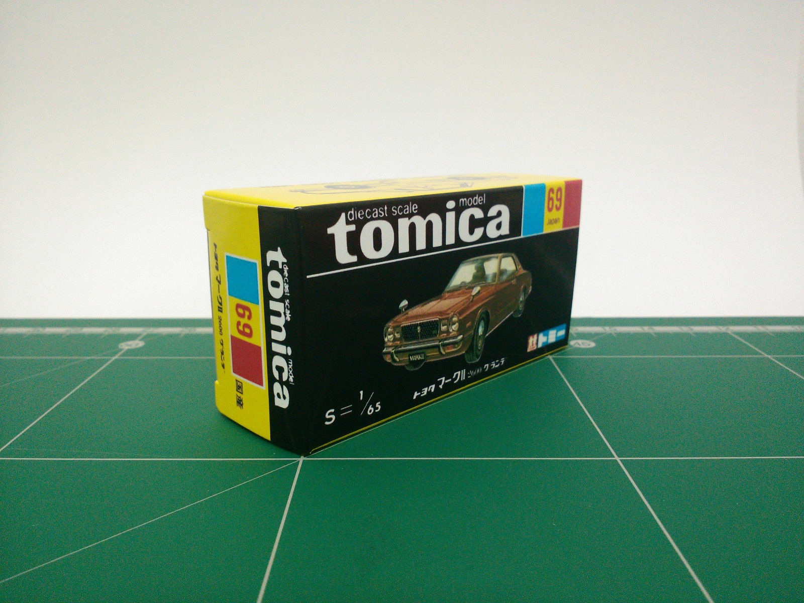 กล่องพิมพ์ Reproduction Box สำหรับ Tomica Black Box No.69 Toyota Mark II 2600 Grande (กล่องเปล่า, ไม่มีรถ)
