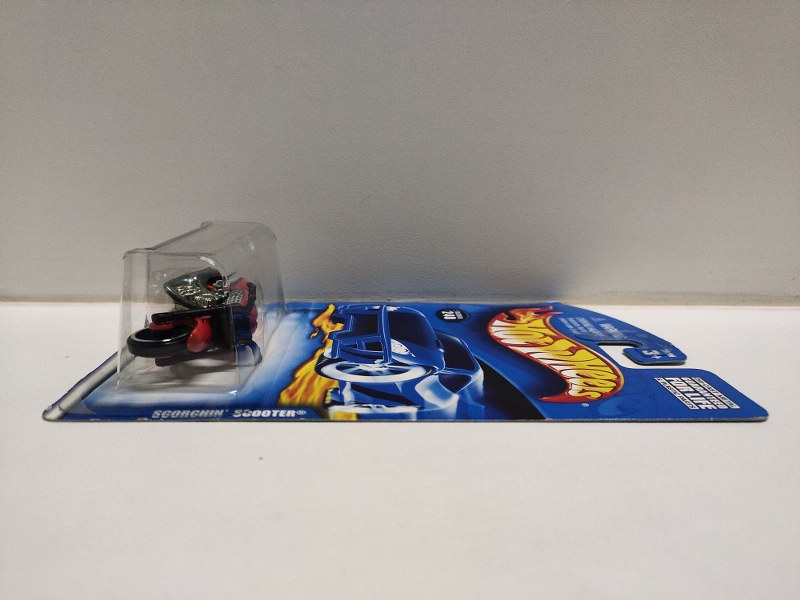Hot Wheels Scorchin Scooter: Collector No. 240 (2000)