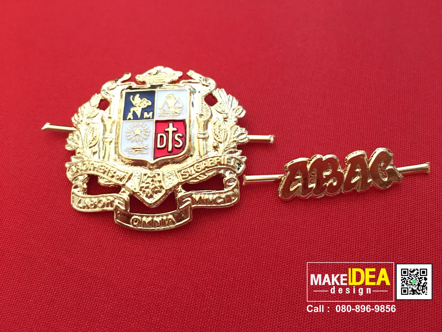 ปกผ้าไหมใส่ใบปริญญาบัตร(ผ้าไหมเทียม สีแดงเข้ม ) พร้อมเข็ม