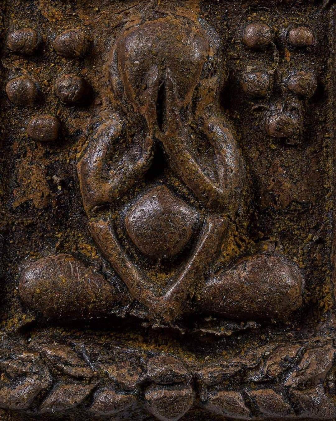 พระปิดตาปรกโพธิ์ ผงกระดูกผี รุ่นรวยพันล้าน (พร้อมส่ง)