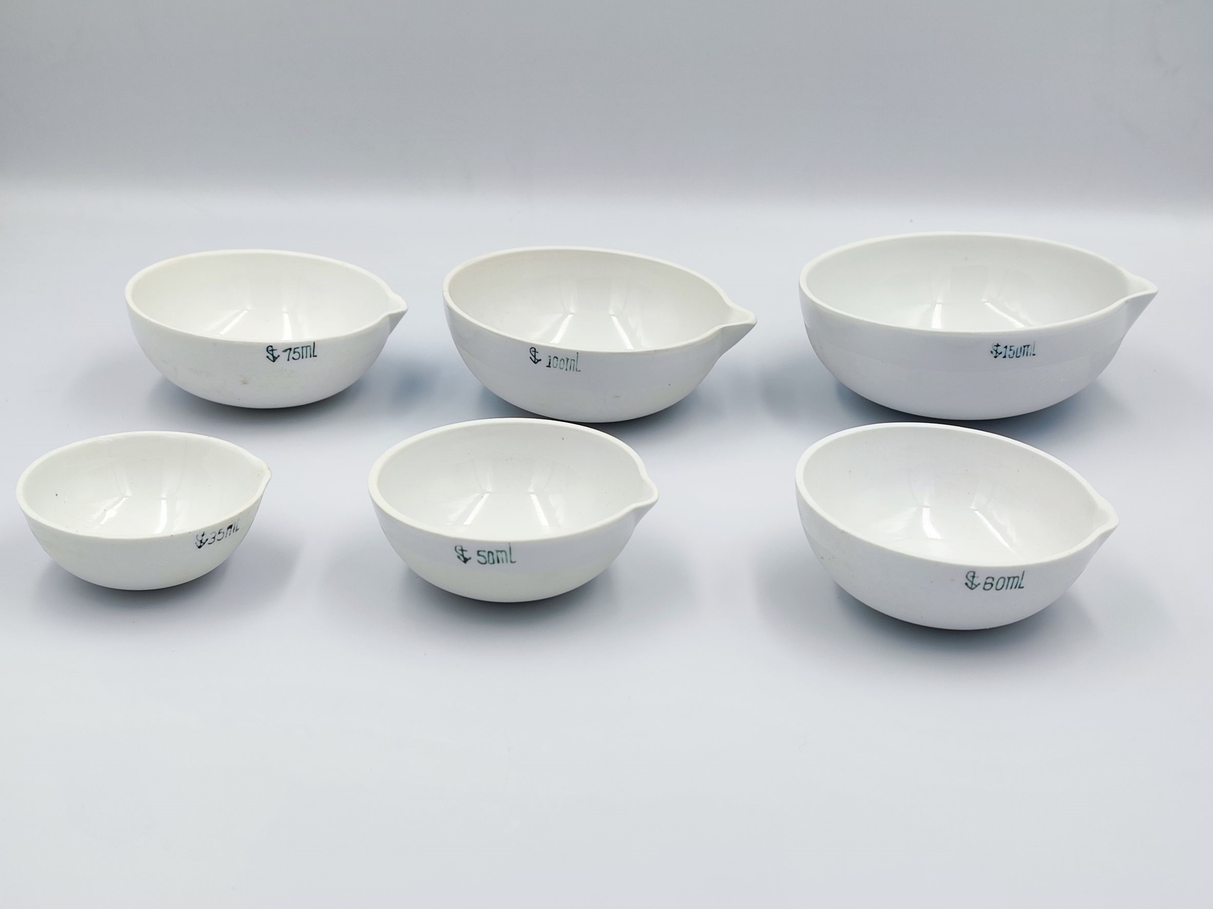 ชามระเหย ถ้วยกระเบื้องก้นกลม 100 ml Evaporation dish