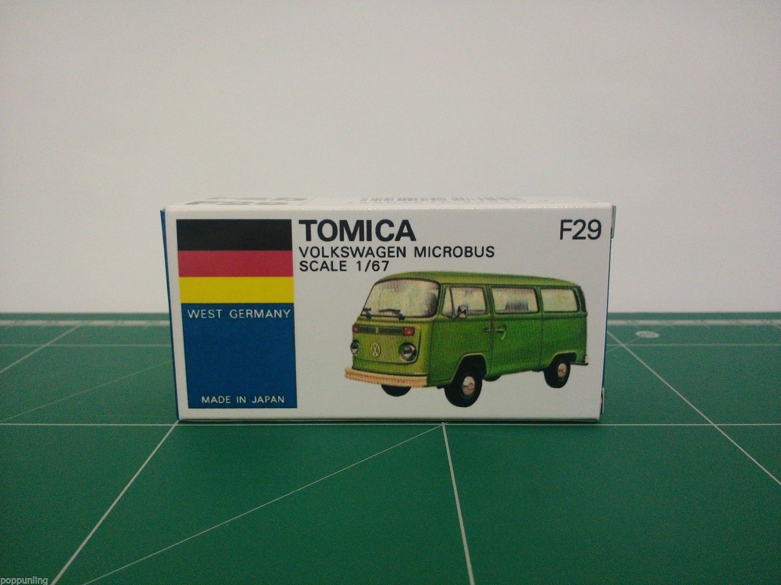 กล่องพิมพ์ Reproduction Box สำหรับ Tomica Blue Box No.F29 Volkswagen Microbus (กล่องเปล่า, ไม่มีรถ)