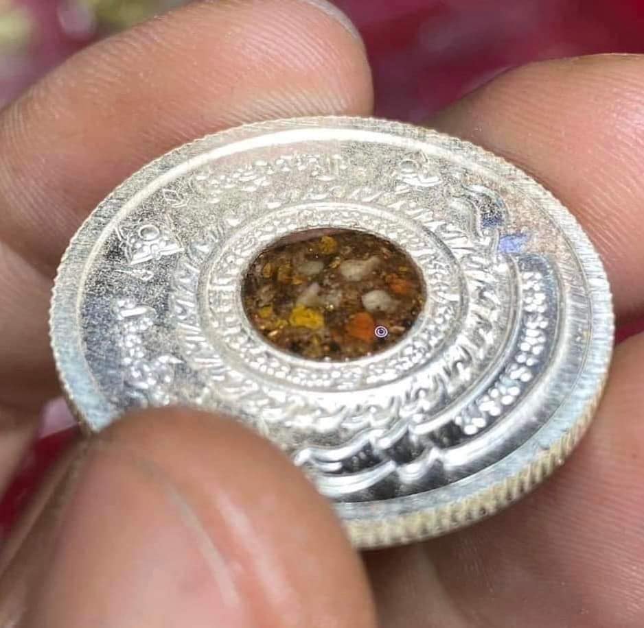 พรพระพรหม168 วัตถุมงคล เนื้อทองแดง/ทองทิพย์ พิมพ์ กลม/ใข่(มีพร้อมส่ง)