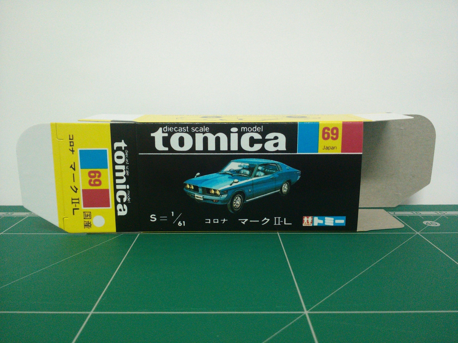 กล่องพิมพ์ Reproduction Box สำหรับ Tomica Black Box No.69 Toyota Mark II-L (กล่องเปล่า, ไม่มีรถ)